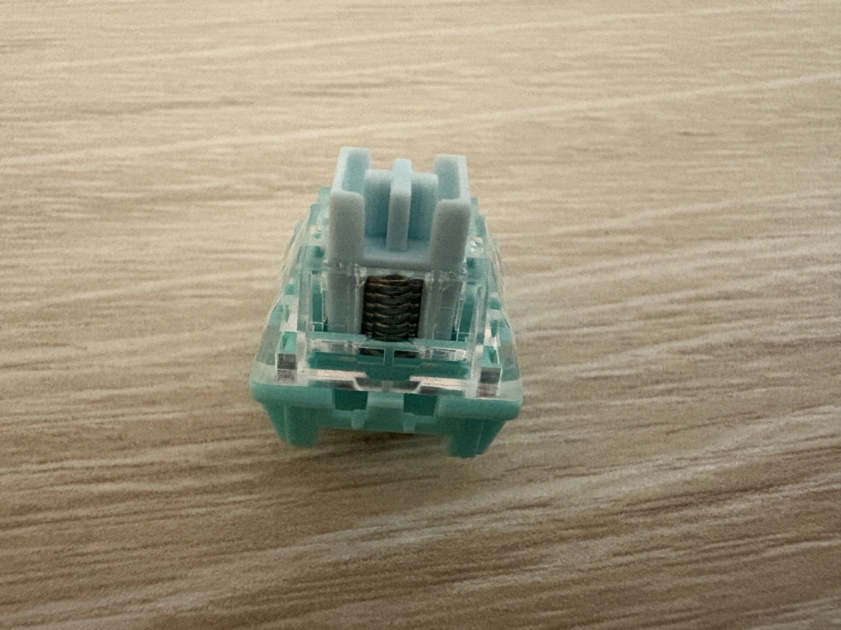 RK ROYAL KLUDGE C98 HE スイッチ周辺