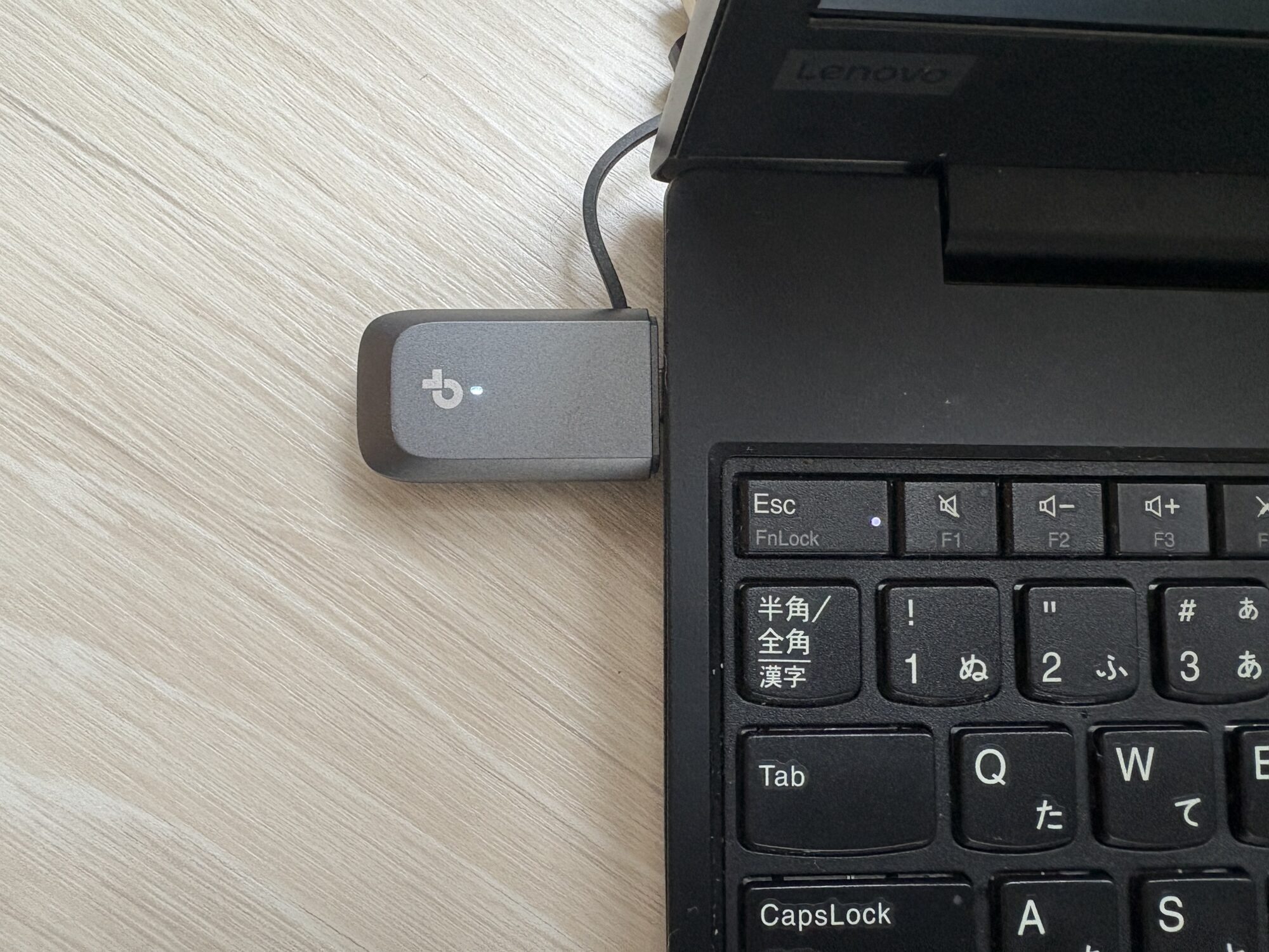 Archer TBE230UをノートPCに挿したときの出っ張り