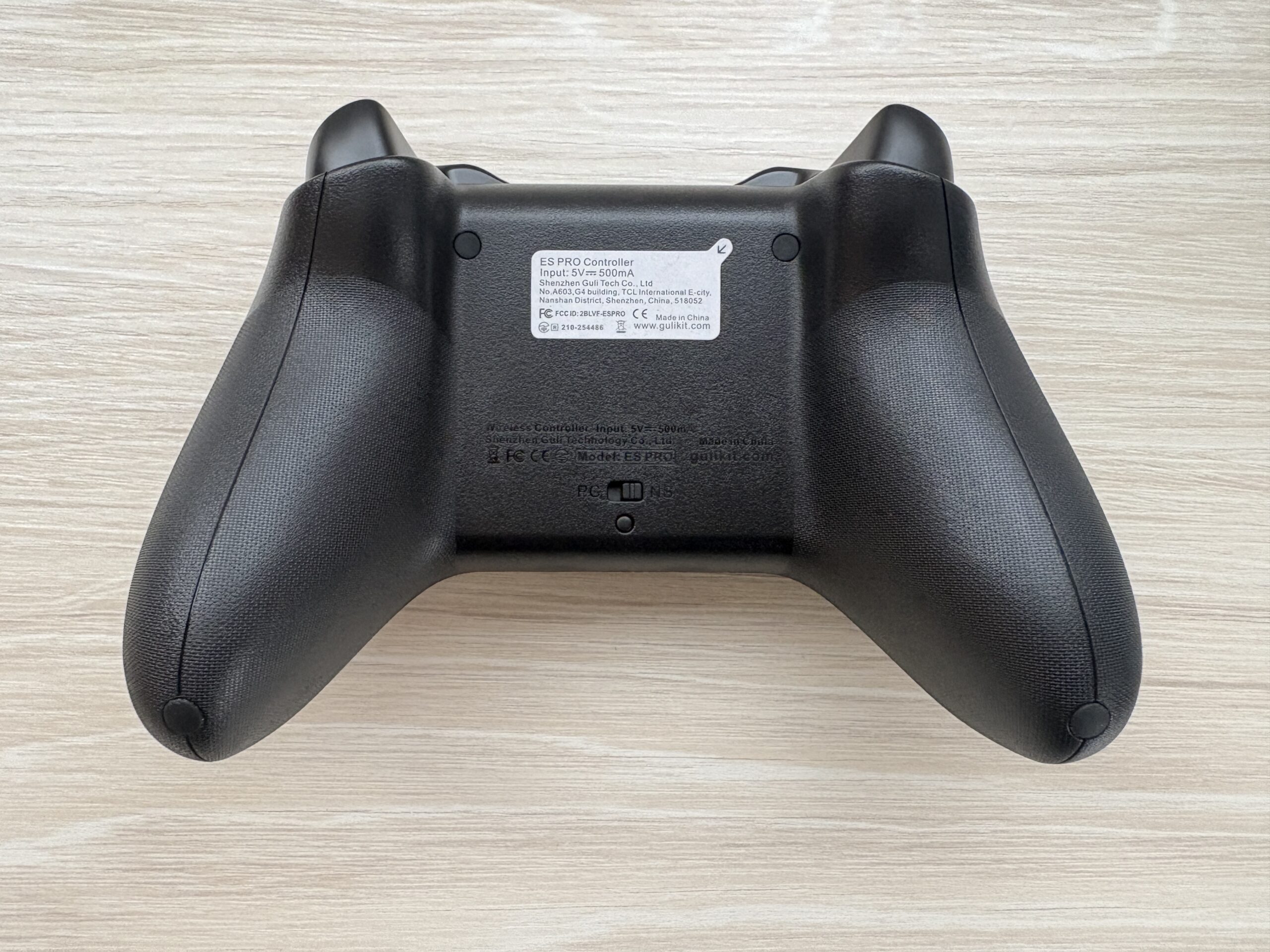 GuliKit ES Proの背面デザイン
