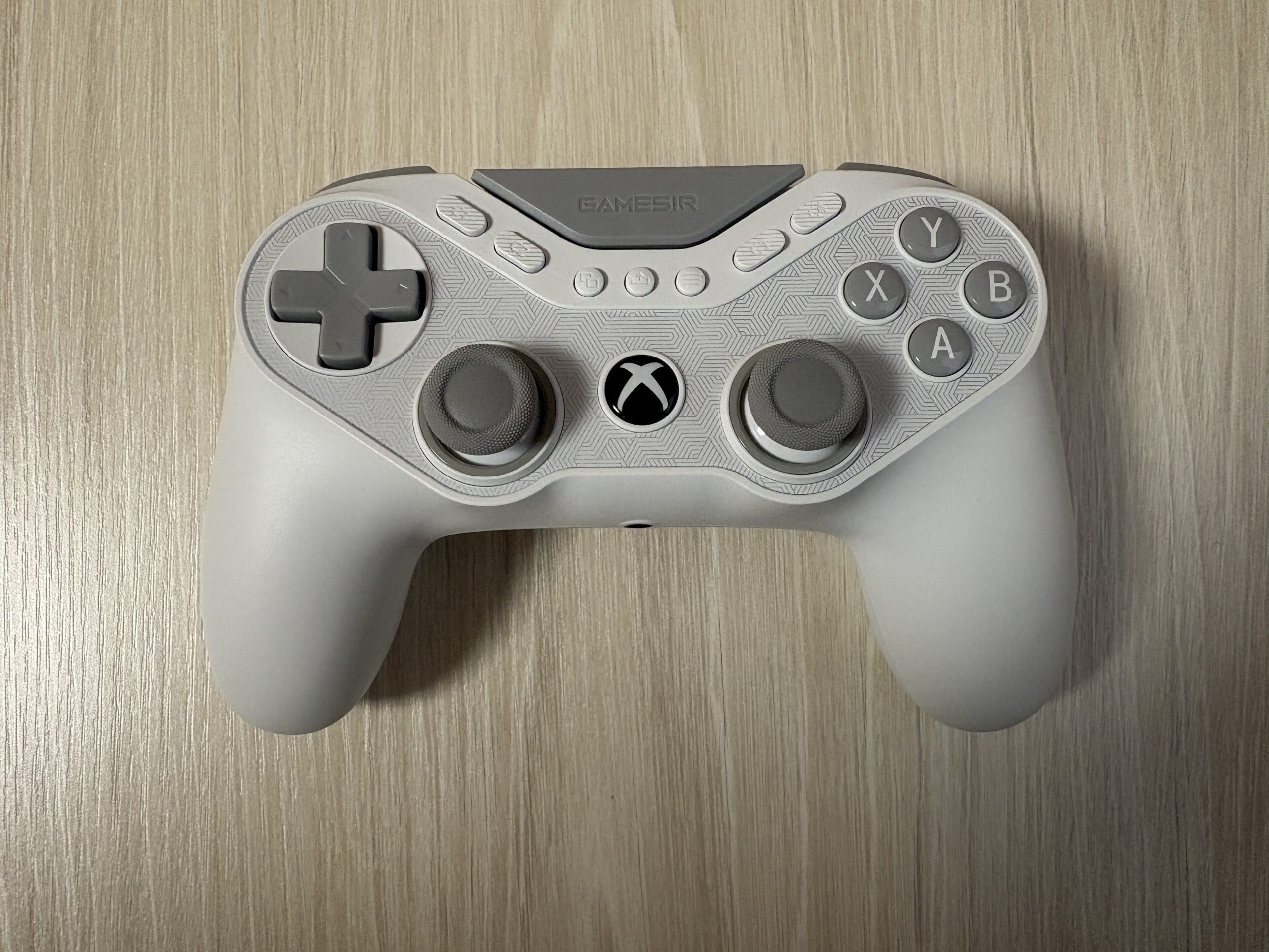 GameSir Tarantula Pro for Xbox本体の正面デザイン