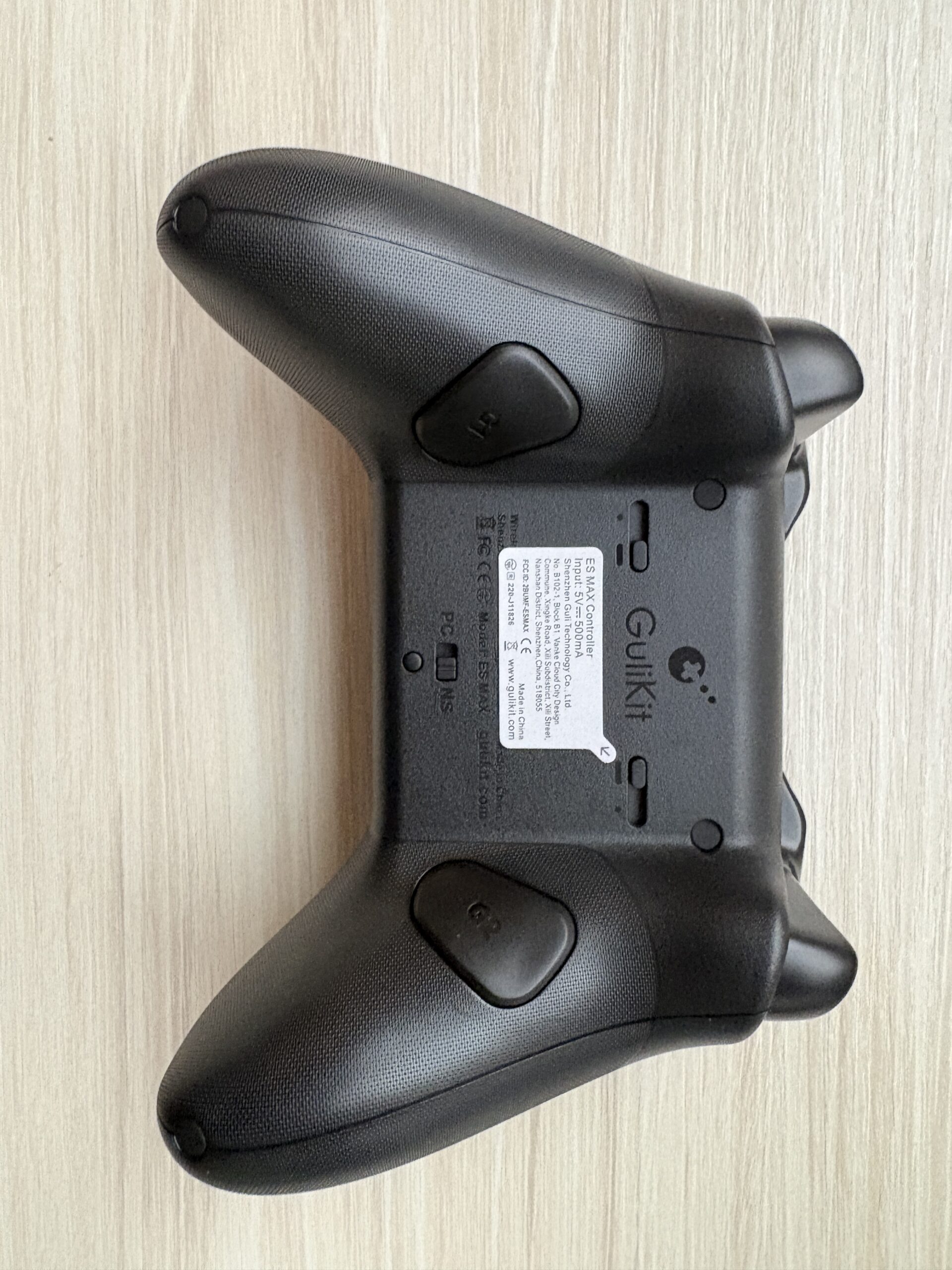 GuliKit ES MAXの背面とG1・G2ボタン