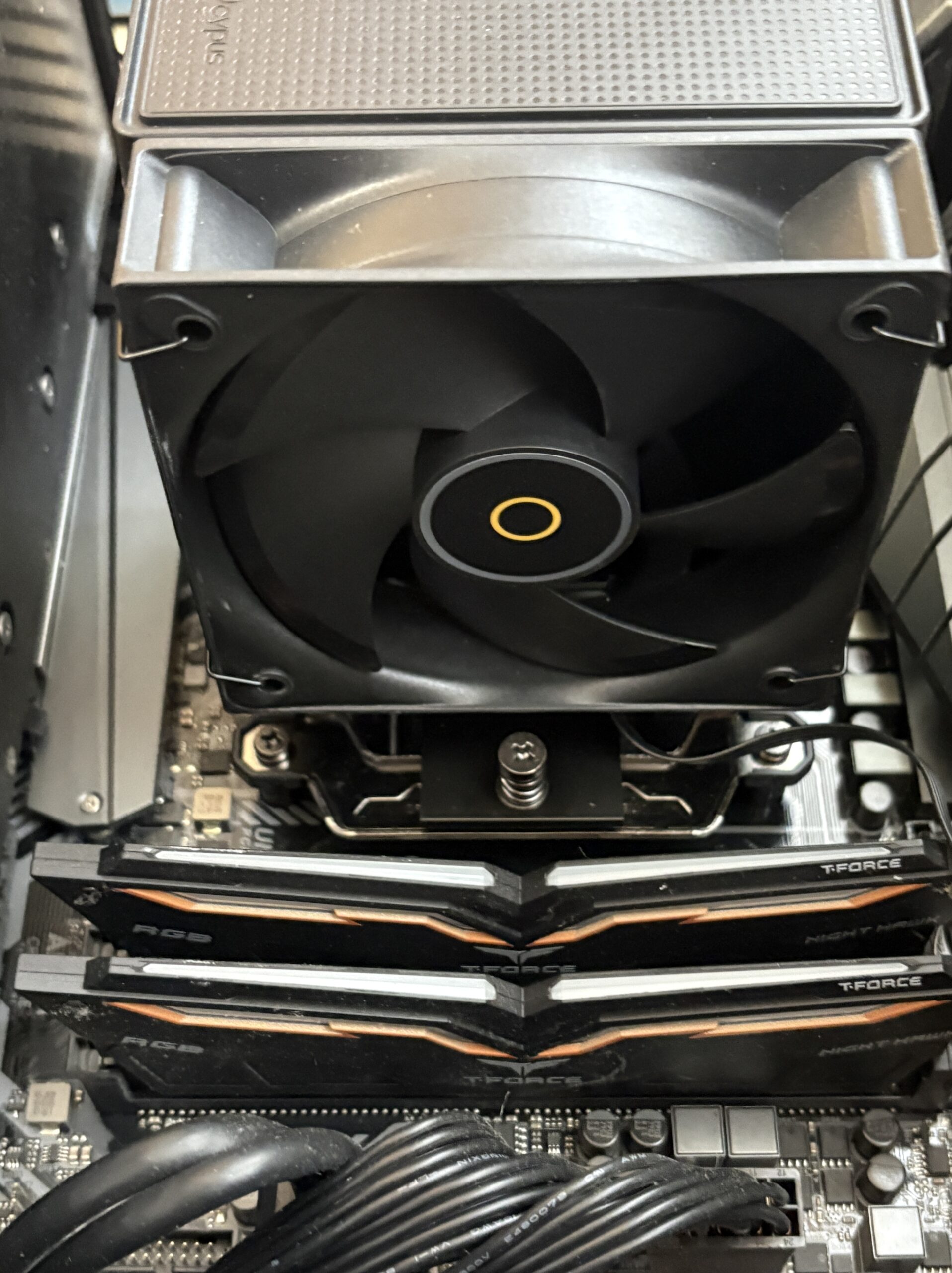 ASRock X470 Master SLIへ装着したOcypus Gamma A40